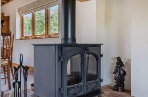 Photo 33- click for photo gallery